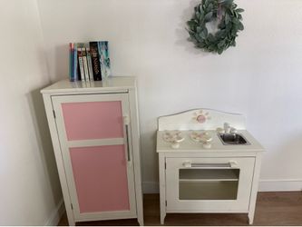 Pottery Barn Fridge and Oven