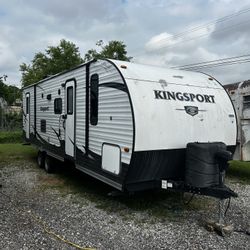 2017 Kingsport, Travel, Trailer, Clean Title. 