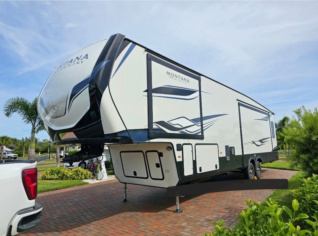 RV, Gooseneck, Fifth Wheel, Motorhome Towing