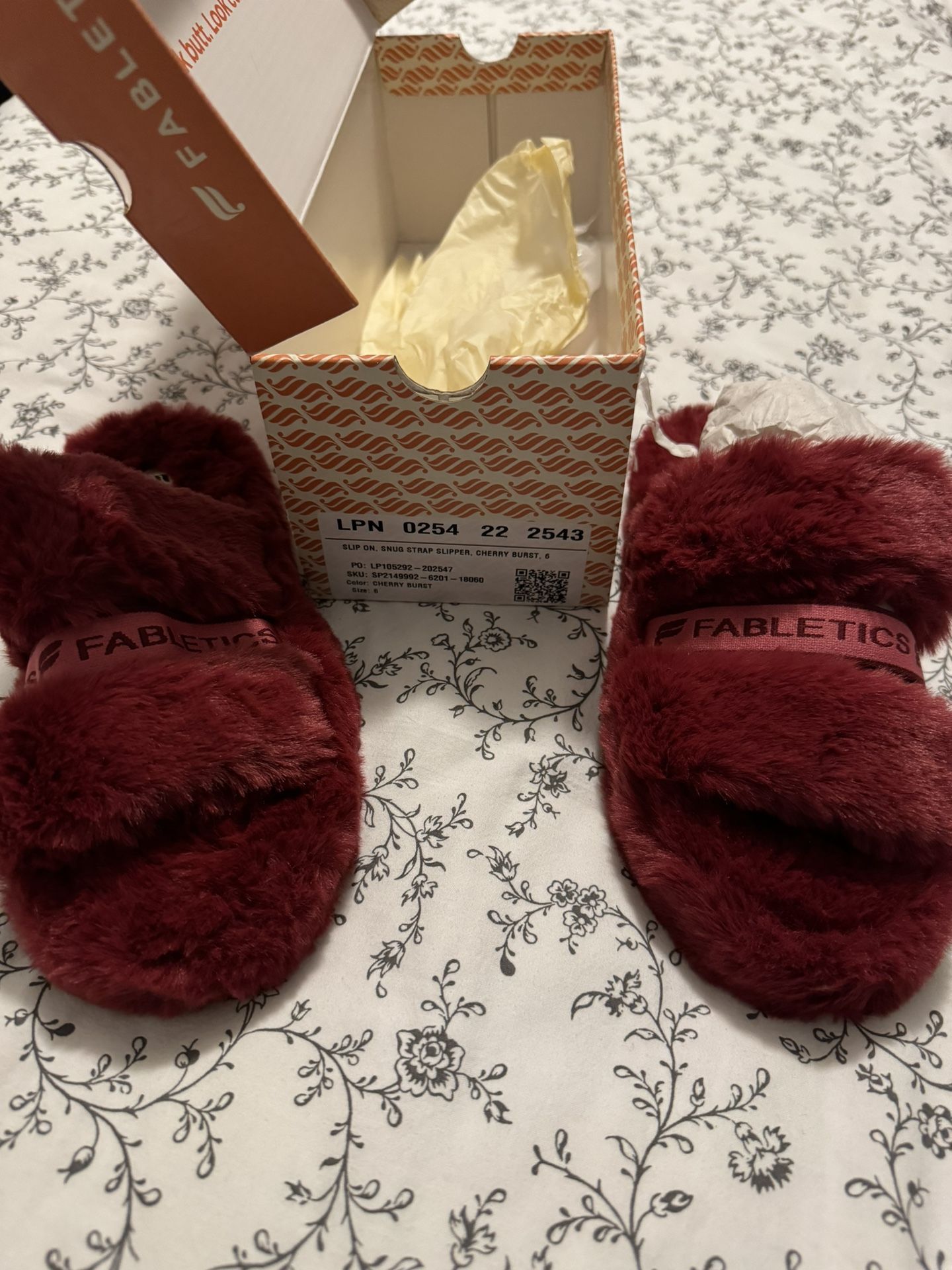 Fabletics Women’s Slippers