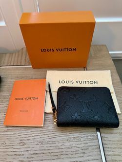 Black wallet with box