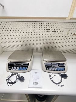 Pair of Digital Counting Scales- Excellent Condition