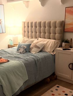 Full Size Bed
