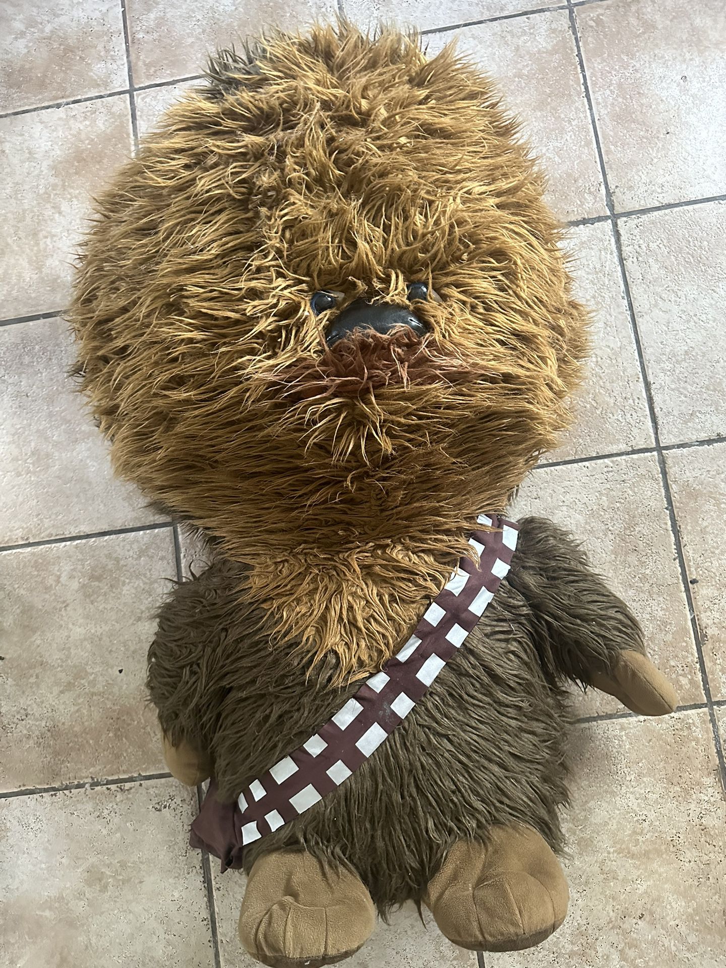 Giant 4 Foot Tall Star Wars Chewbacca Plushie (very Rare) 