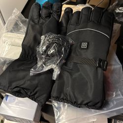 Heated Gloves - Brand New