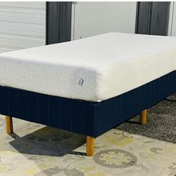 New Twin Size Tuft And Needle Memory Foam Mattress ONLY $300 Or $385 With Platform Bed Frame 