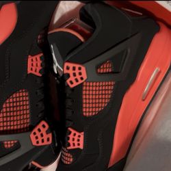 Air Jordan 4 Red Thunders Size 10.5 Men’s