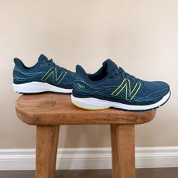 Men’s New Balance Running Shoes Size 9.5