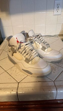 Jordan 4 size 9