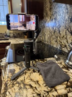 DJI Osmo Mobile 6