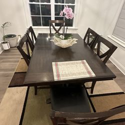 Dinning Table 
