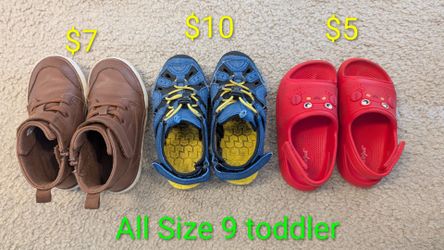 Shoes size 9 toddler