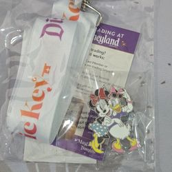 Disneyland 2025 magic key exclusive trading pin
