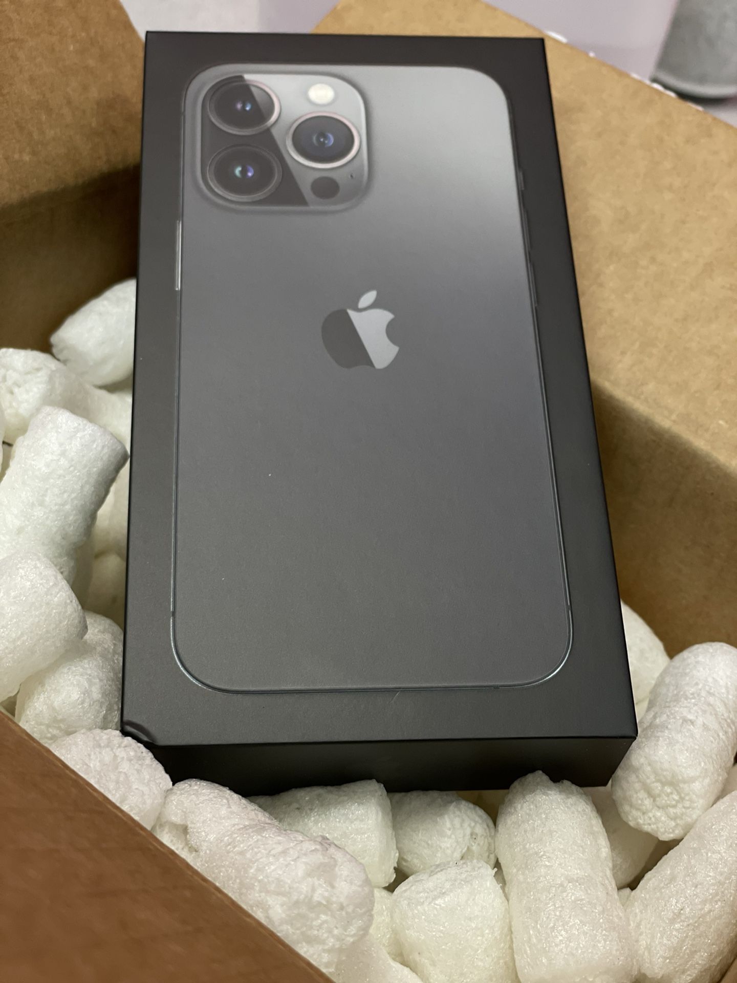 iPhone 13 Pro SEALED 128Gb Graphite Unlocked  