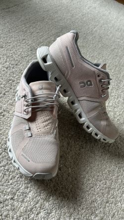 ON Tennis shoe