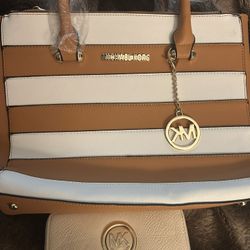 MK HANDBAG WITH MK WALLET