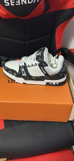 Lv shoe