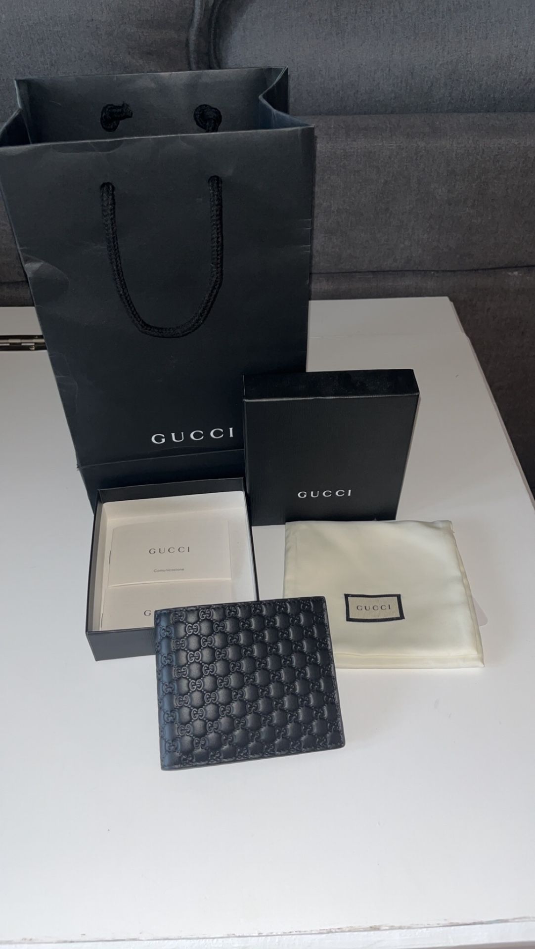 Gucci wallet for Sale in Boston, MA - OfferUp