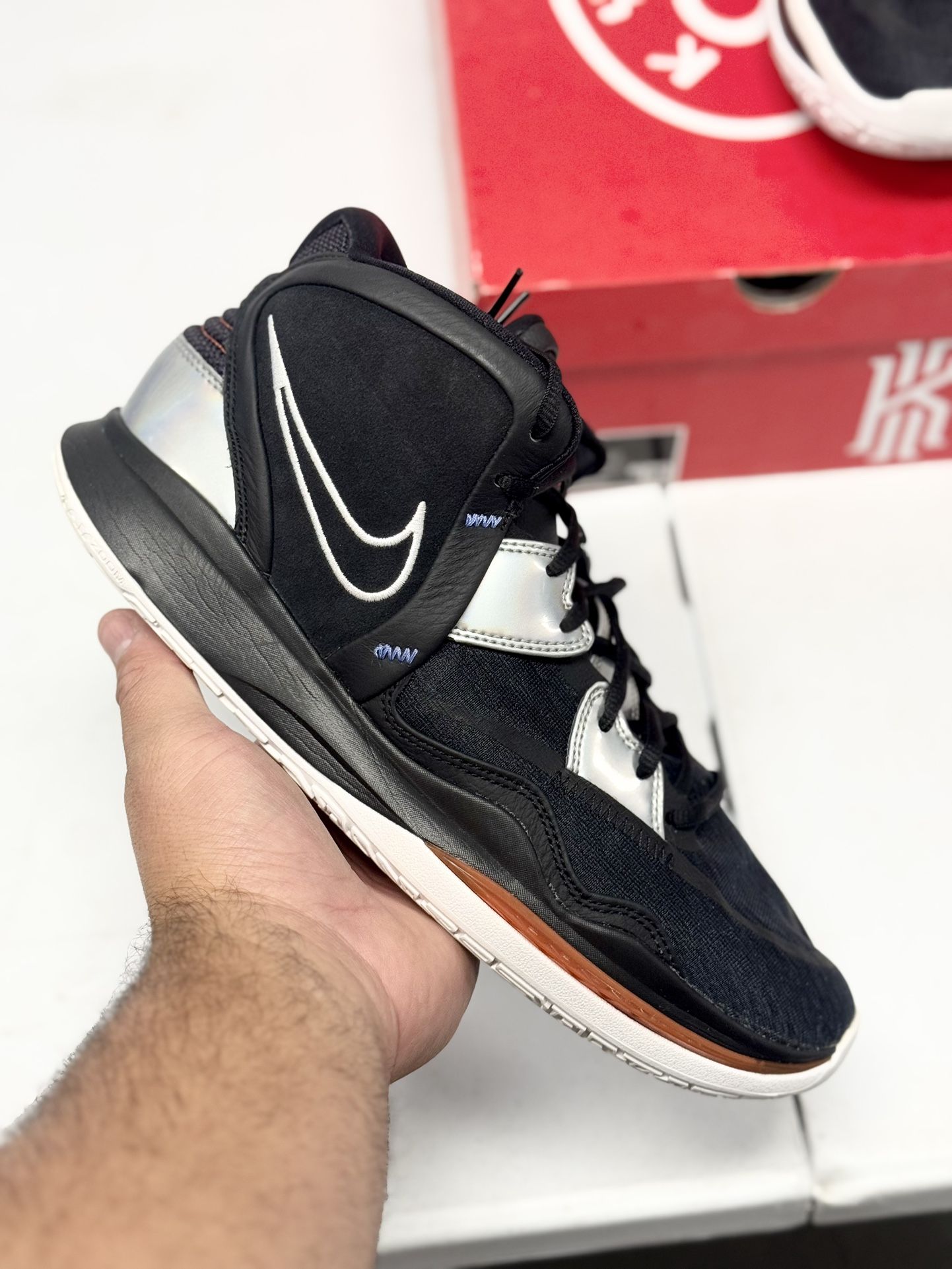 Nike Kyrie INFINITY “