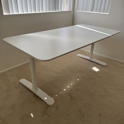 IKEA BEKANT Adjustable Height Desk Work Station White Very Good Condition 