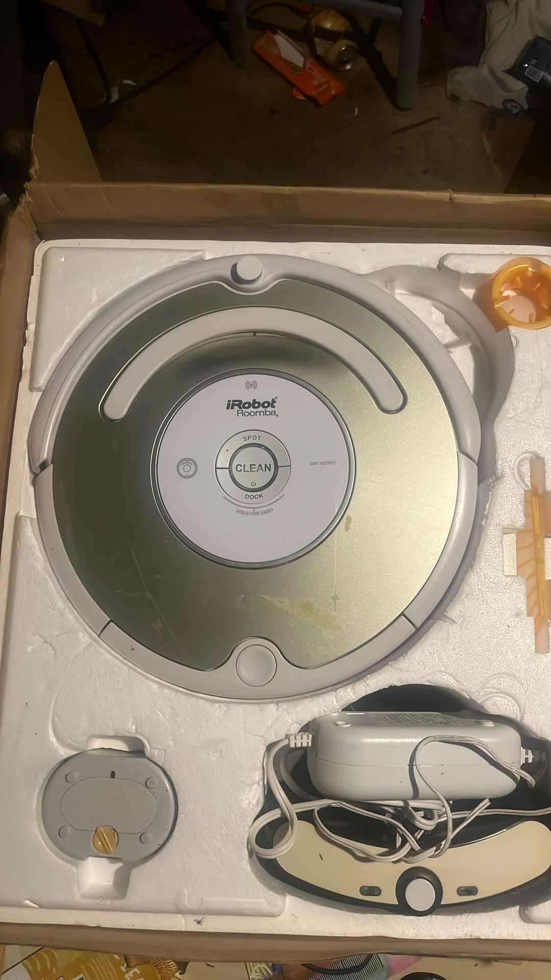 iRobot Roomba (model 53501)
