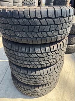 275/70r18 Cooper tires en excelentes Conditiones de Vida las 4