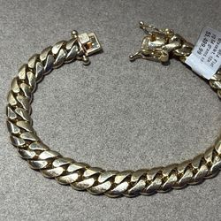 Gold Cuban bracelet
