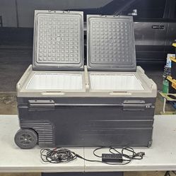 90 Qt AC/DC Dual Zone Camping Cooler/Freezer