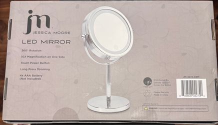 Vanity mirror