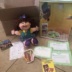 NEW RARE SNACK TIME CABBAGE PATCH DOLL WORKING