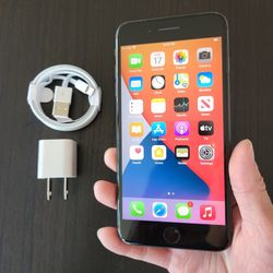 iPhone 8 Plus - UNLOCKED - Like New 