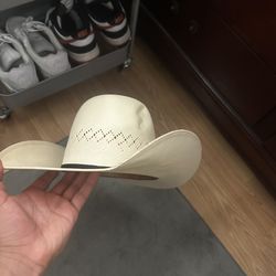 30 X cowboy hat