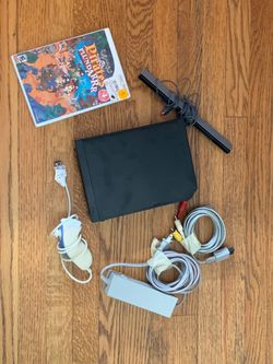 Nintendo Wii Console Bundle with Cables and Game