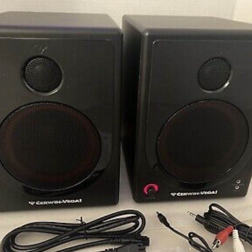 Clearance cerwin vega xd5 powered desktop speakers on Sale