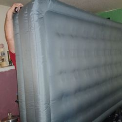 Queen Sized Air Matress w/Built In Pump