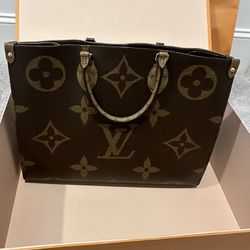 Louis Vuitton On The Go GM Bag