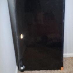 Tcl Roku Tv For Sale 100 Bucks Just Needs Tv Plug 