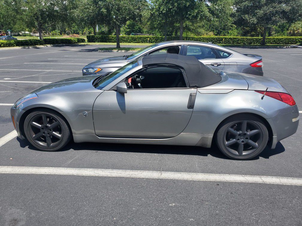 2004 Nissan 350z Roadster Touring