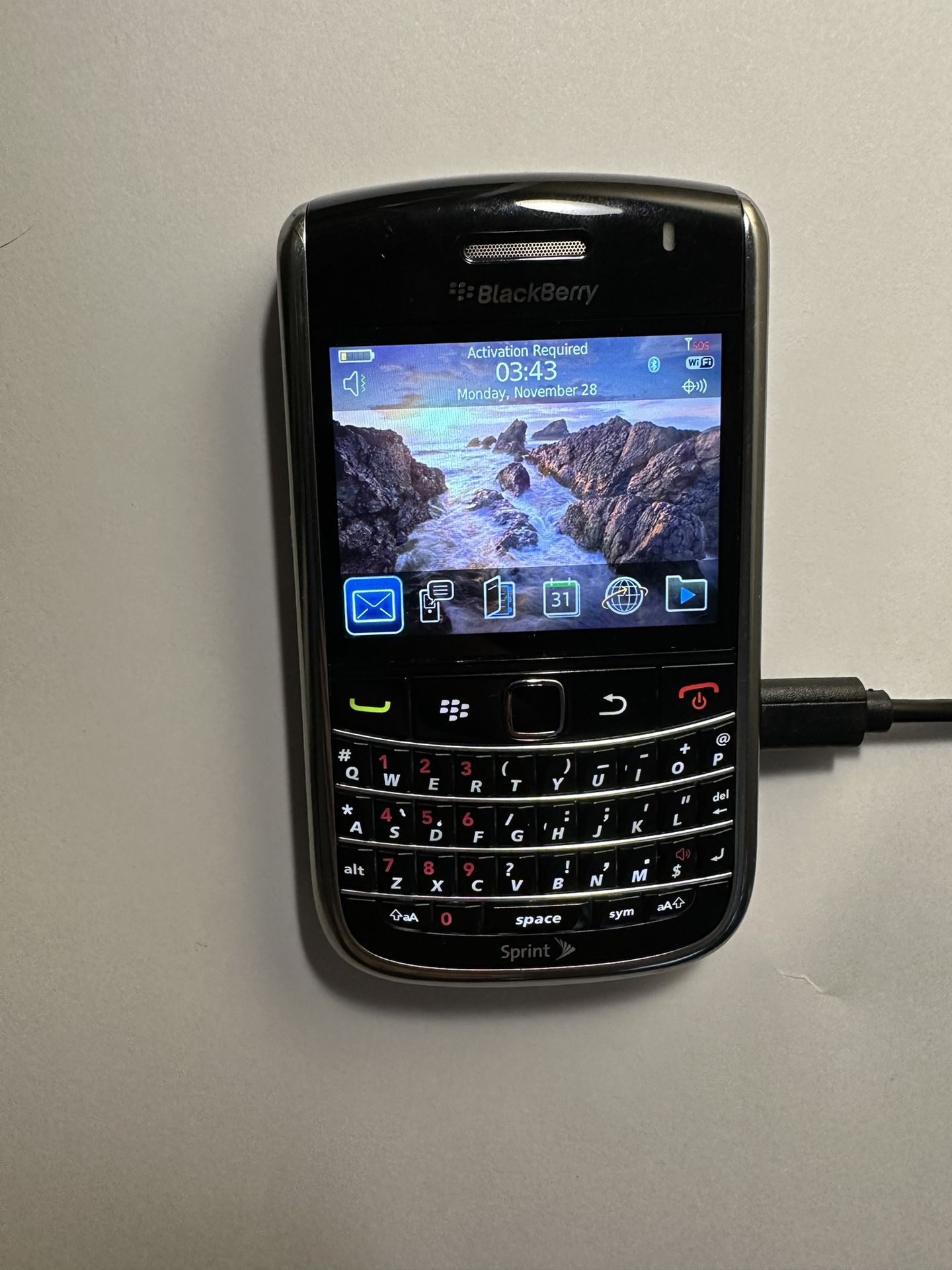 Unlocked BlackBerry Bold 9650