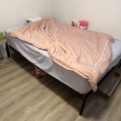 Mattress+Mattress Frame