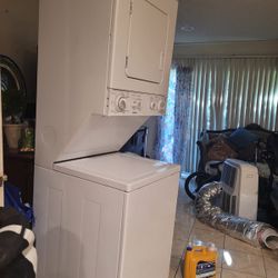 Washer / Dryer 