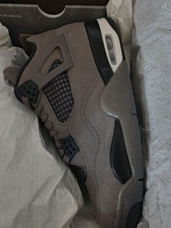 Jordan 4 Cave Stone Size 10 (NO TRADES PRICE IS FIRM 9