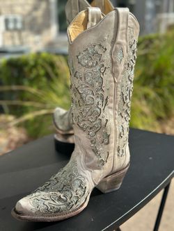 Corral Boots Pearl White Silver Glitter Inlay Floral Cowboy Boots – Like New – Women’s 8.5