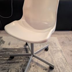 White Desk Chair