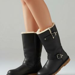 SizE 5 UGG BOOTS AUTHENTIC SHEEPSKIN LINED& LEATHER 