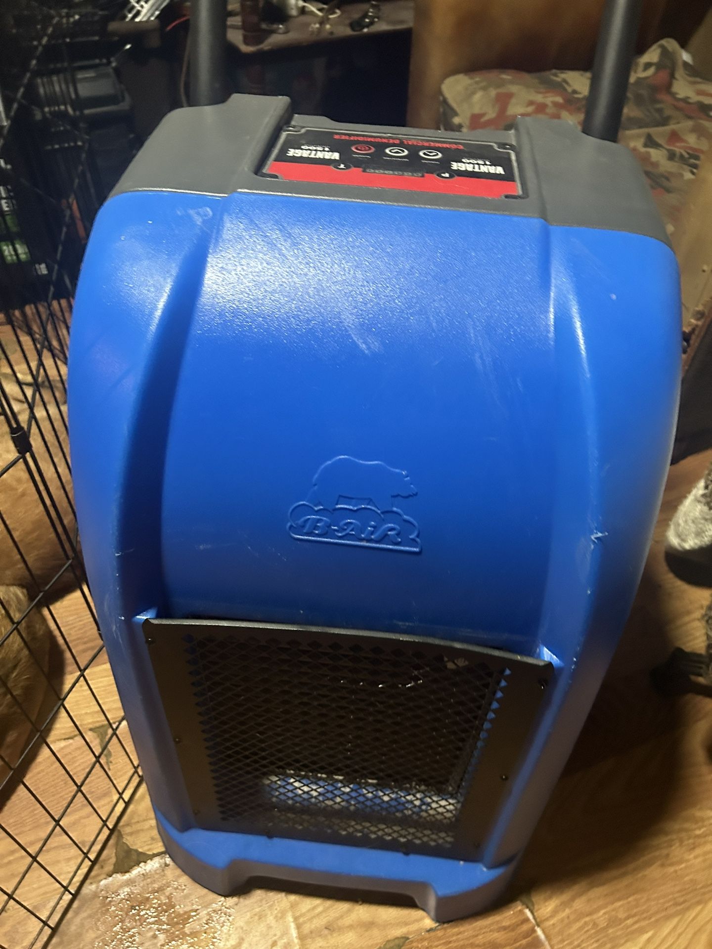 Dehumidifier 