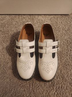 Womens Dr Marten Mary Janes Size 9 
