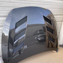 2017  2018 2019 2020 2021 2022 Infiniti Q60 VIS Racing AMS Style Carbon Fiber Vented Hood 