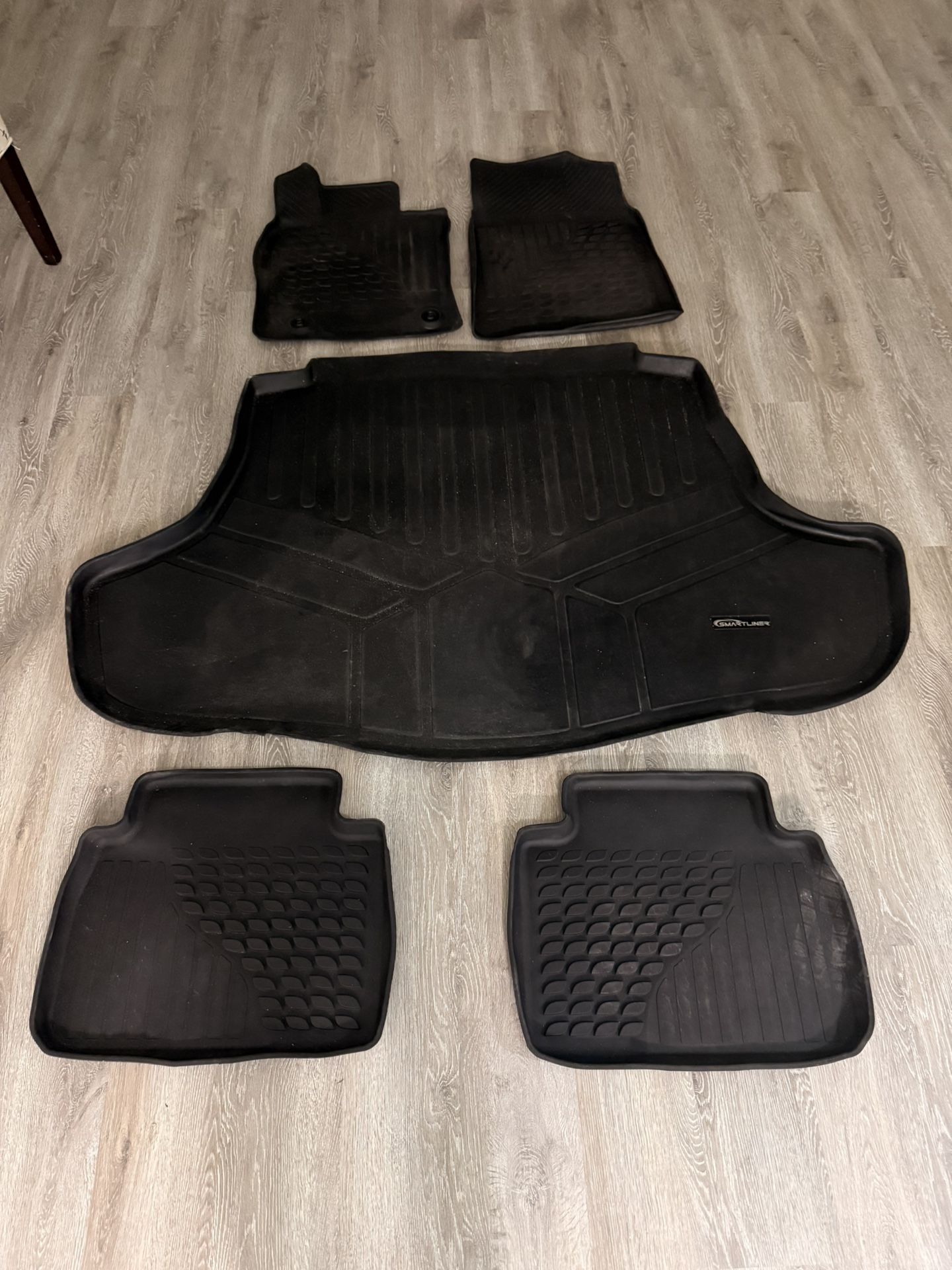 Toyota Camry Floor Mata 