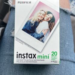 Polaroid